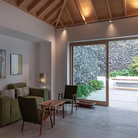 Casa Historica Con Diseno Moderno En Garachico Holiday home
