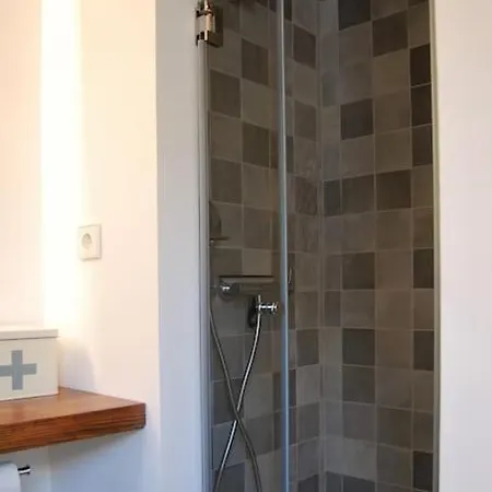 Casa Historica Con Diseno Moderno En *